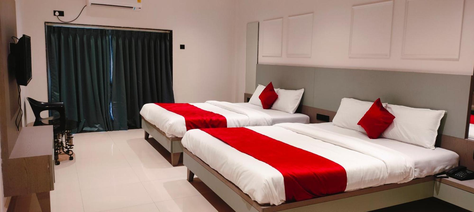 Golden Resort Igatpuri Exterior photo
